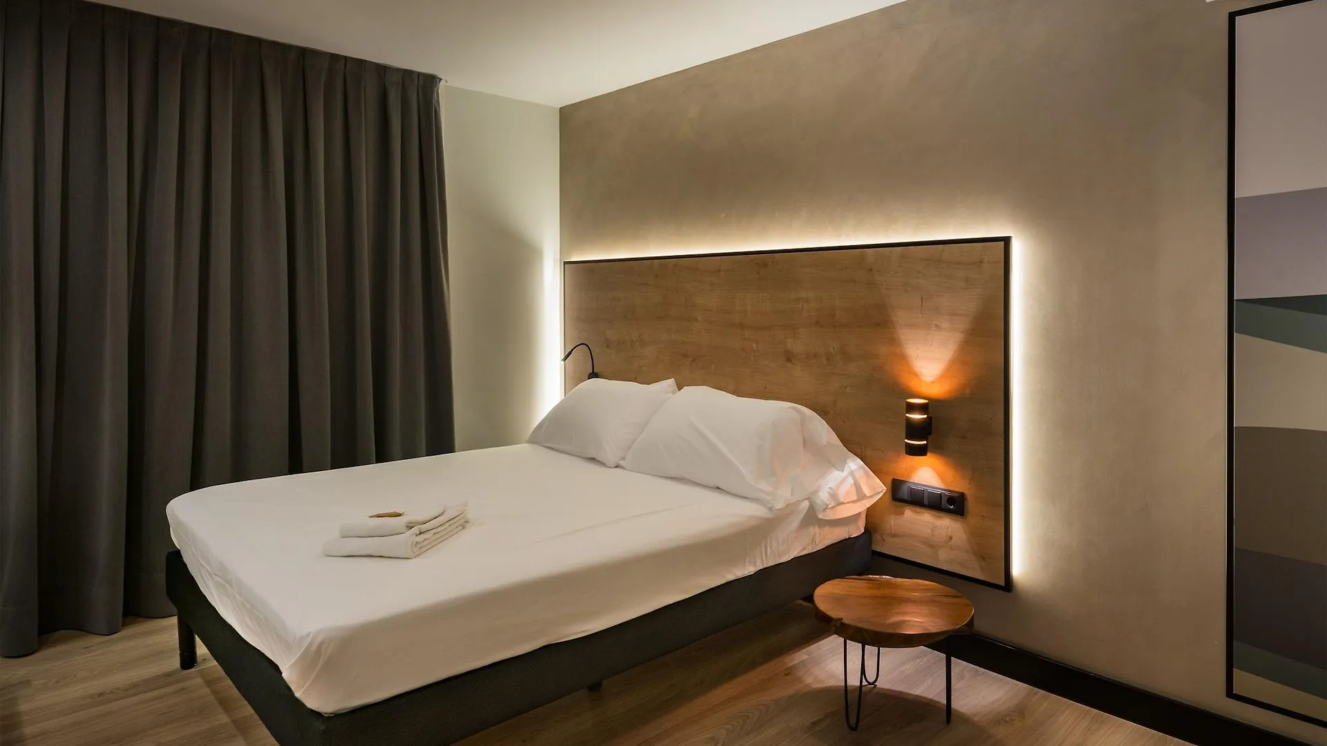 ***  Ibis Styles Figueres Ronda Otel İspanya