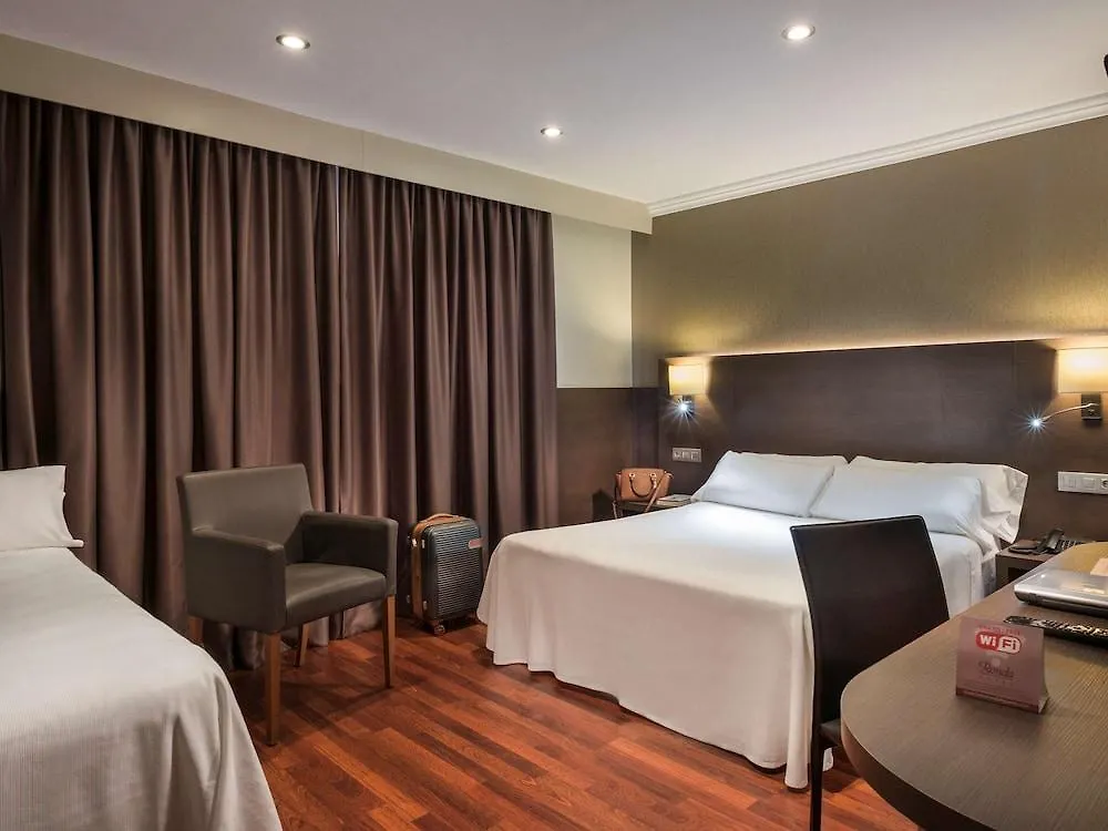 Ibis Styles Figueres Ronda Hotel