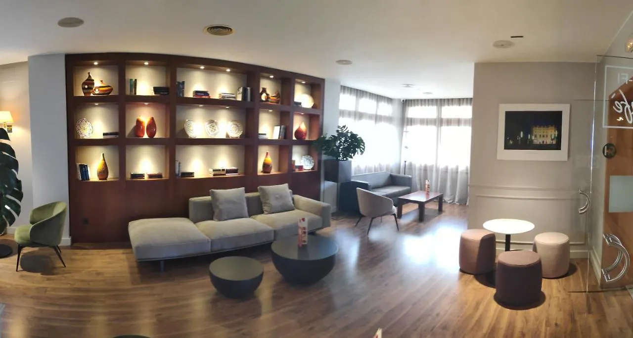 Ibis Styles Figueres Ronda Hotel